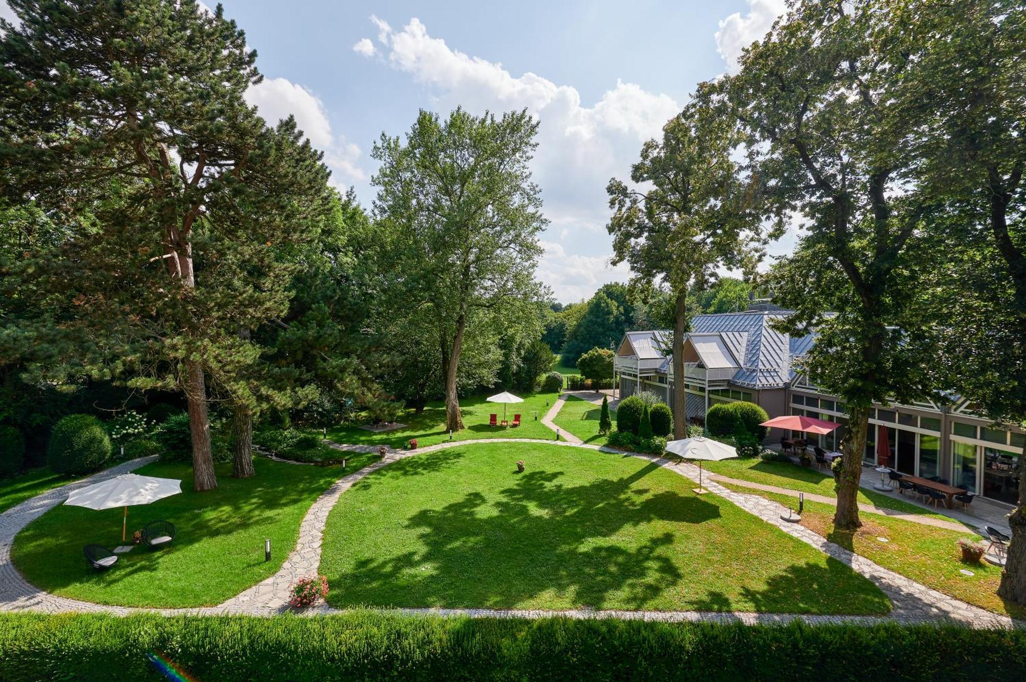 Parkhotel Rothof Munich Exterior photo