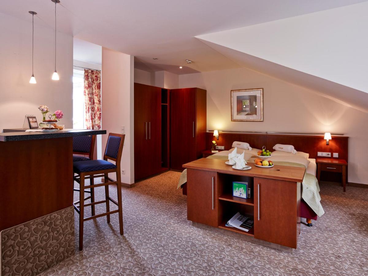 Parkhotel Rothof Munich Exterior photo